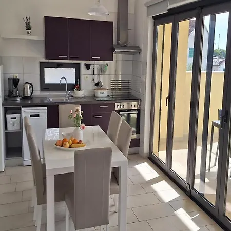 My Dalmatia - Sea View Roza With Shared Swimming Pool Apartamento