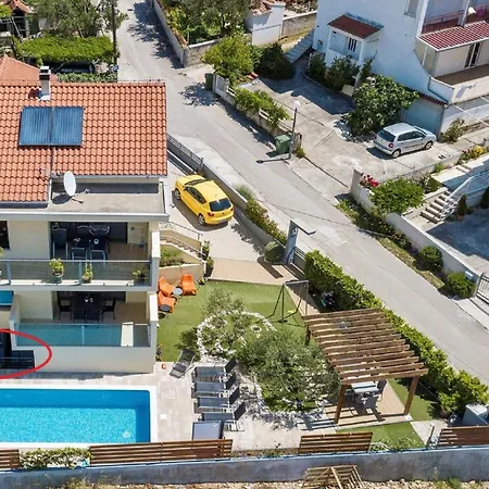 Apartment My Dalmatia - Sea View Roza With Shared Swimming Pool